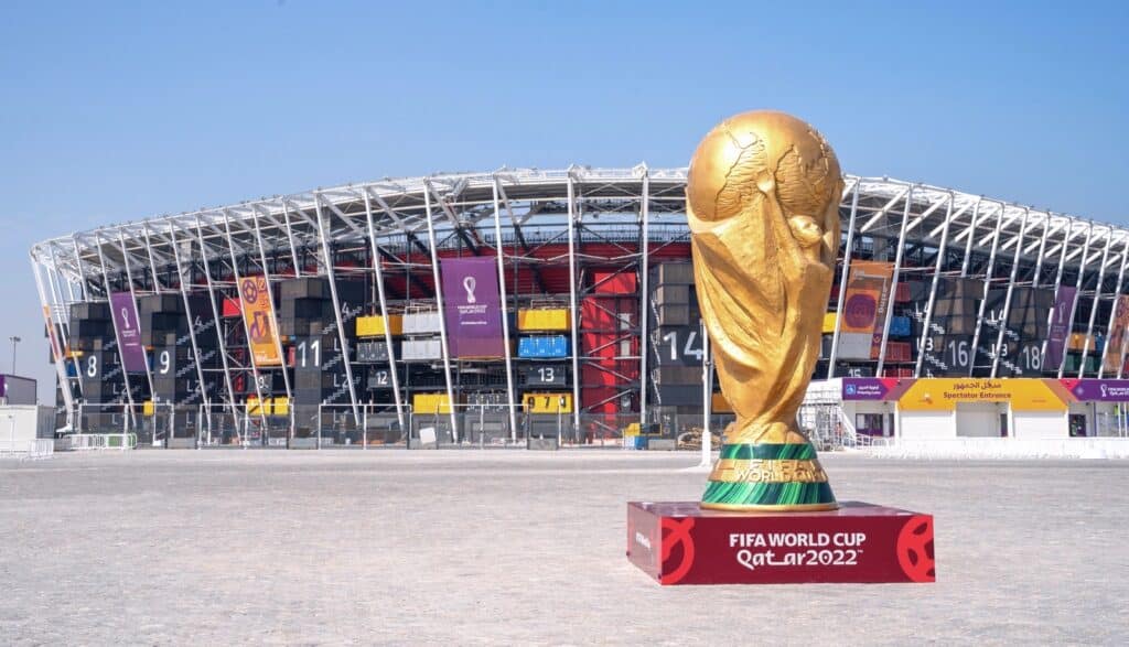 Der WM 2022 Pokal bei der Fußball WM 2022 in Katar - Argentinien wurde Weltmeister 2022 (Foto Depositphotos.com)