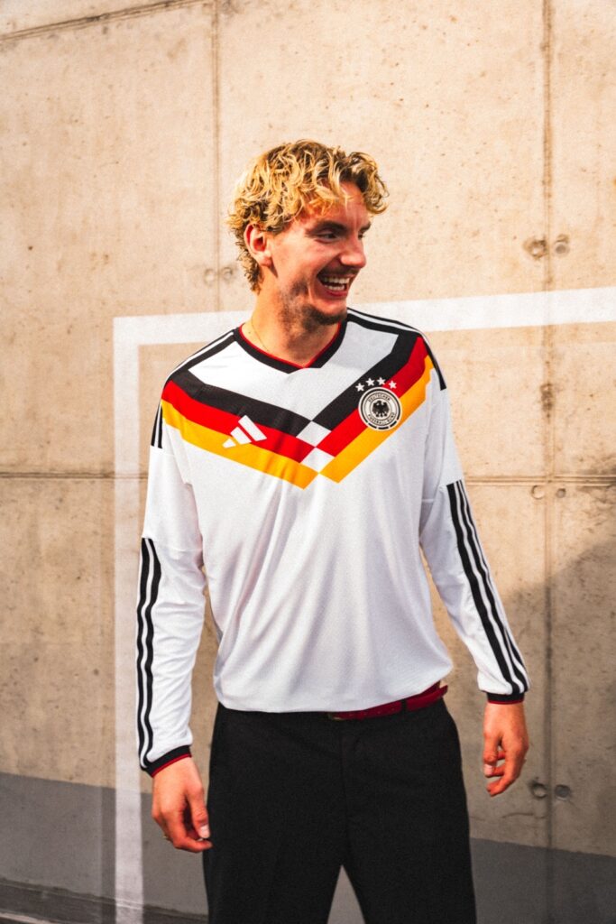 DFB WM Trikot 2026 – Wie sieht das neue Deutschland Trikot aus?