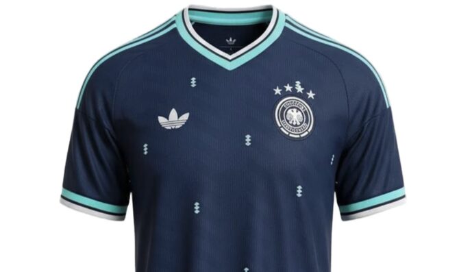 Deutschland könnte sich mit dem geleakten Auswärtstrikot 2026 in Marineblau stilvoll von adidas verabschieden, bevor der Wechsel zu Nike ansteht. Quelle: Fussballnationalmannschaft.net (fussballnationalmannschaft.net).