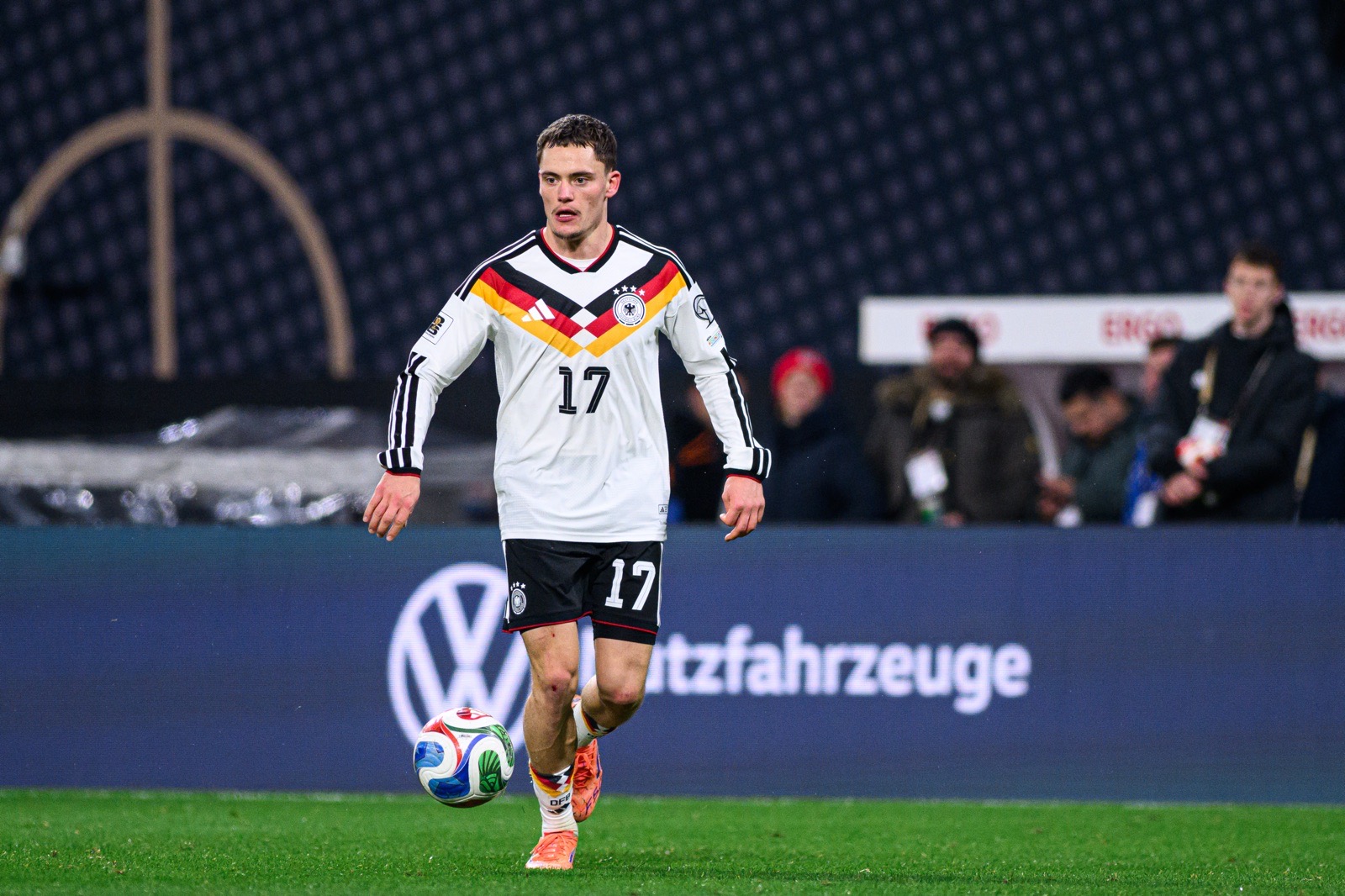 Florian Wirtz im DFB-Trikot beim WM-Qualifikationsspiel Deutschland gegen die Slowakei 2025.