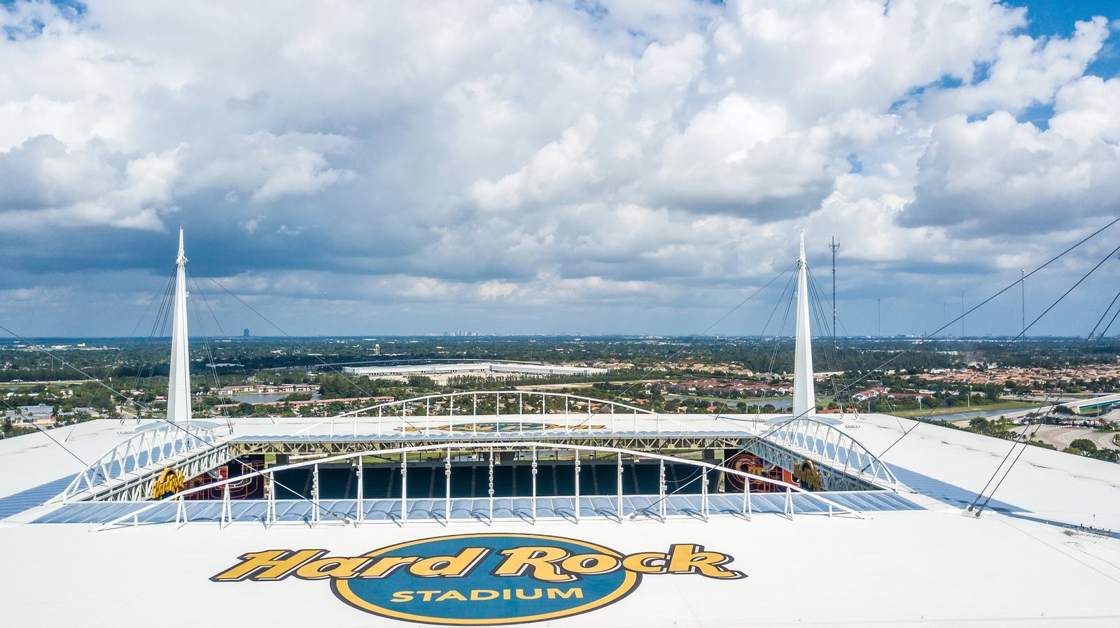 Das Hard Rock Stadium in Miami Gardens, USA – Detailansicht des charakteristischen Überdachungssystems des WM-2026-Austragungsorts. (Copyright Depositphotos.com)